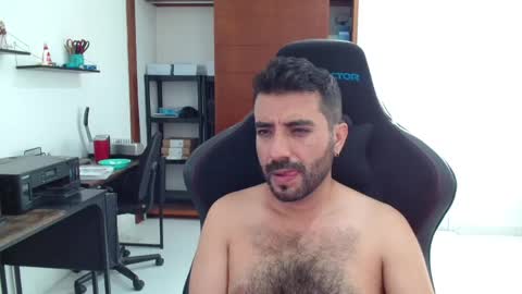 Roberto Carlos online show from 05-20-26, 11:44