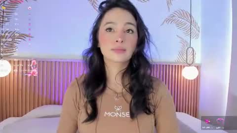 valleriie_ online show from 07-11-26, 04:21