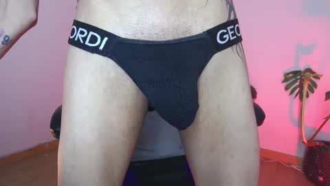 Snapshot of vamp_noah chatting on 04-06-26, 04:46 Vamp Noah and Dan online show from 04-06-26, 04:46