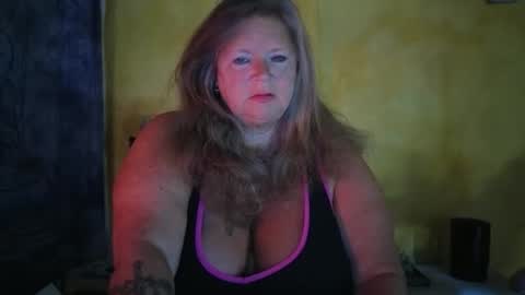 Snapshot of vampwoman chatting on 03-31-26, 07:31 vampwoman online show from 03-31-26, 07:31