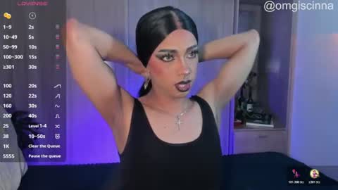Snapshot of vampy__cinna chatting on 07-11-26, 11:46 Cinnamon online show from 07-11-26, 11:46