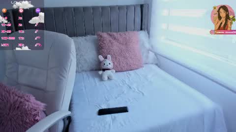 Snapshot of vanesa_moon_ chatting on 07-16-26, 10:49 vanesa_moon_ online show from 07-16-26, 10:49