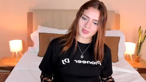 Snapshot of vanessa_foxyy chatting on 05-20-26, 07:09 vanessa_foxyy online show from 05-20-26, 07:09