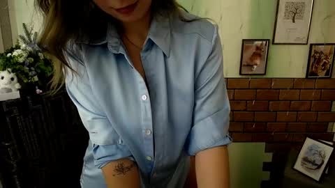 Snapshot of vanessa_joy_ chatting on 01-24-25, 09:06 Vanessa online show from 01-24-25, 09:06