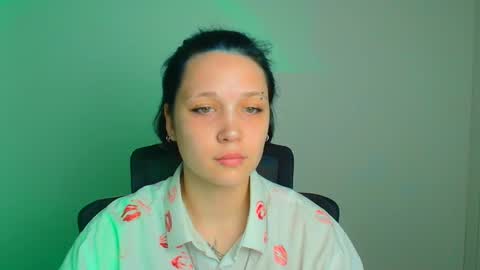 Vanessa online show from 05-05-26, 07:05