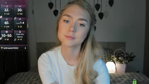 Snapshot of vanessa_maes chatting on 02-24-26, 11:36 Vanessa Maes online show from 02-24-26, 11:36