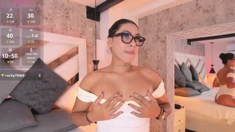 Vanessa  online show from 05-15-26, 07:32