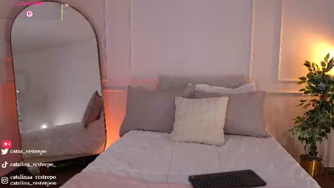 Snapshot of vanessa_sexxy chatting on 06-18-26, 01:39 vanessa sexxy online show from 06-18-26, 01:39