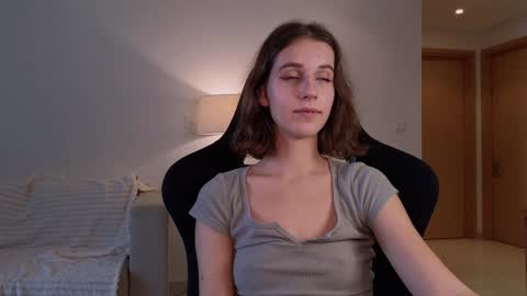 vanessa online show from 12-22-24, 08:05