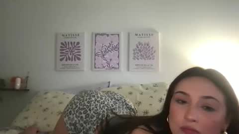 Snapshot of vanessaxgrey chatting on 05-14-26, 04:08 Vanessa Grey online show from 05-14-26, 04:08