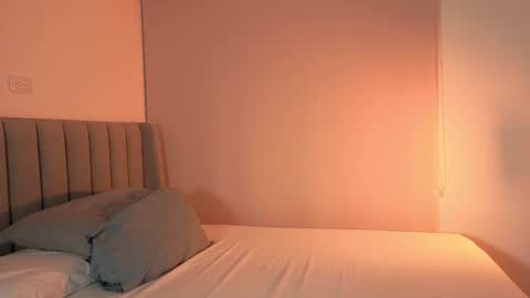 Elizabeth online show from 01-08-26, 09:06