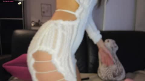 Vannessa online show from 04-08-26, 09:48