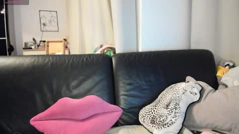 Vannessa online show from 04-15-26, 09:15