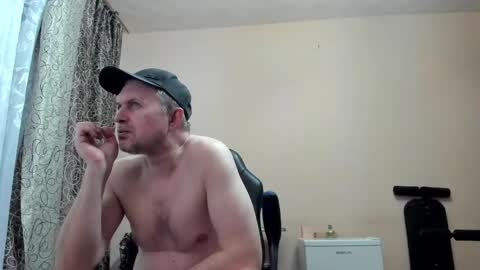 vano_822 online show from 05-13-26, 06:27