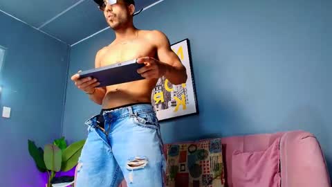 Vans Ross online show from 04-04-26, 02:36