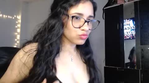 vanyxxxx online show from 11-28-25, 04:04