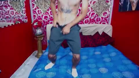 Esteban online show from 03-24-26, 04:34