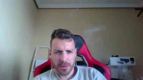 vascorro20 online show from 02-04-25, 10:32