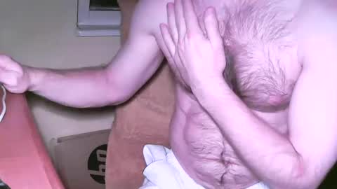 Snapshot of vasisexyi chatting on 12-29-24, 08:26 Vasi Sexyi online show from 12-29-24, 08:26
