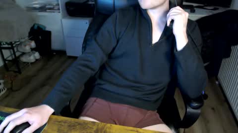 Vaslo online show from 04-26-26, 11:08