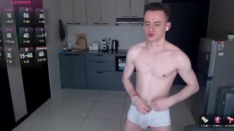 Snapshot of vaso69_ chatting on 07-11-26, 04:59 Vaso69 online show from 07-11-26, 04:59