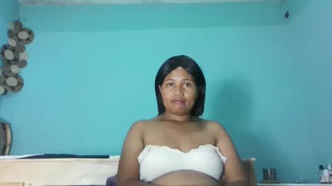 Snapshot of vayannah chatting on 03-05-26, 06:48 Vayannah online show from 03-05-26, 06:48