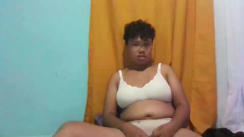 Snapshot of vayannah chatting on 04-17-26, 12:52 Vayannah online show from 04-17-26, 12:52