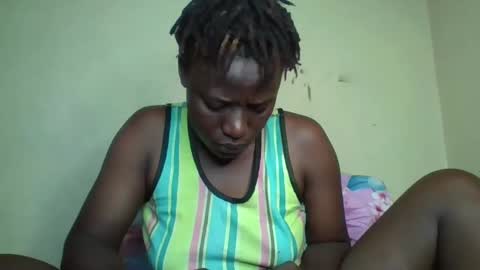 Snapshot of vee_tommy chatting on 12-29-24, 09:50 Vee tommy online show from 12-29-24, 09:50