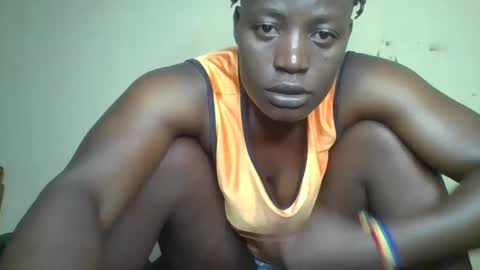 Snapshot of vee_tommy chatting on 01-10-25, 12:15 Vee tommy online show from 01-10-25, 12:15