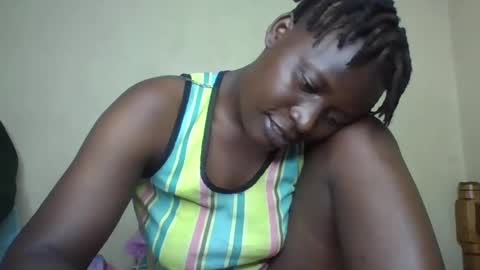 Snapshot of vee_tommy chatting on 01-23-25, 06:45 Vee tommy online show from 01-23-25, 06:45