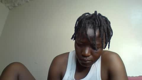 Snapshot of vee_tommy chatting on 12-01-25, 01:32 Vee tommy online show from 12-01-25, 01:32