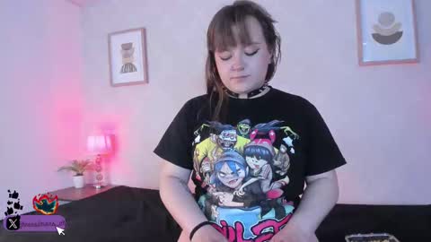 Vee Simons online show from 09-09-25, 07:46