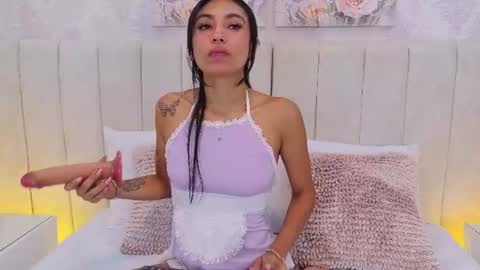 Mia brando online show from 07-16-26, 08:04