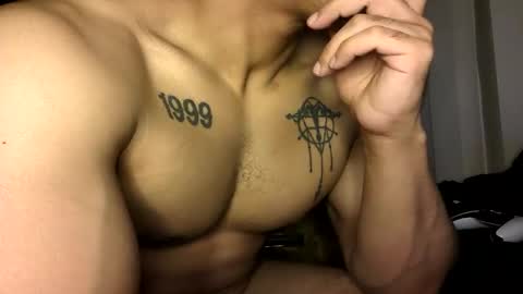 Snapshot of vegasluv702 chatting on 04-21-26, 03:24 Vegas Love online show from 04-21-26, 03:24