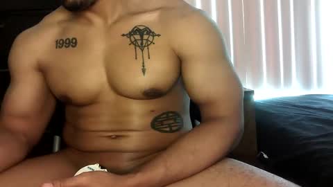 Snapshot of vegasluv702 chatting on 05-05-26, 09:12 Vegas Love online show from 05-05-26, 09:12