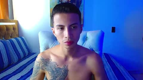 velk_hot1 online show from 03-05-26, 01:40