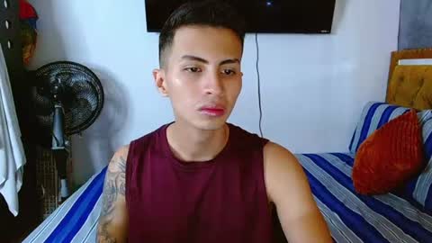 velk_hot1 online show from 07-09-26, 12:09