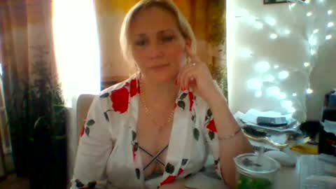 Snapshot of velka_raspberry chatting on 06-22-26, 04:59 velka_raspberry online show from 06-22-26, 04:59