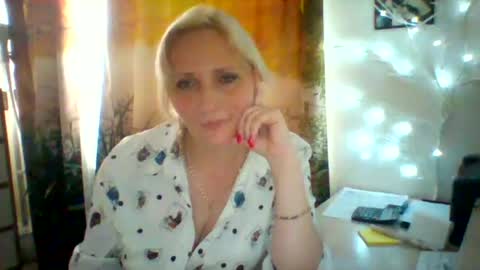 Snapshot of velka_raspberry chatting on 07-08-26, 04:44 velka_raspberry online show from 07-08-26, 04:44