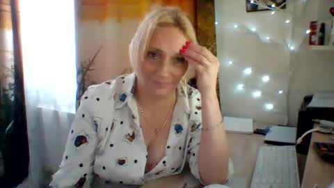 Snapshot of velka_raspberry chatting on 07-24-26, 08:01 velka_raspberry online show from 07-24-26, 08:01