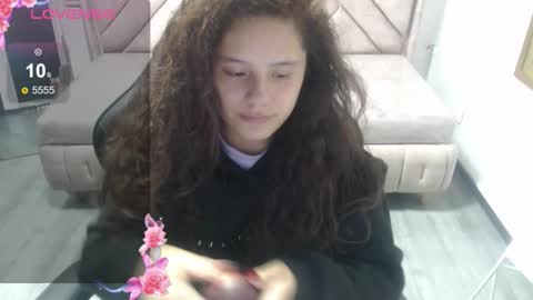 velvet_moon_v online show from 02-18-26, 07:54