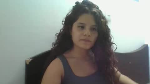 velvet_moon_v online show from 04-09-26, 10:48