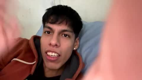 Velvetdesire x online show from 04-05-26, 07:16