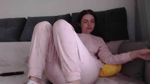 velvetmoon123 online show from 03-31-26, 06:25