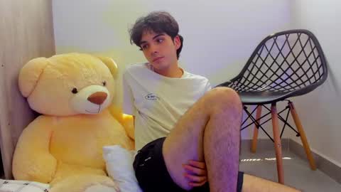 Steven online show from 04-30-26, 05:08