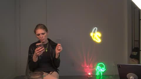 VelvetTGirl online show from 04-09-26, 06:35