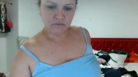 Snapshot of venecasexy44 chatting on 06-17-26, 03:02 venecasexy44 online show from 06-17-26, 03:02