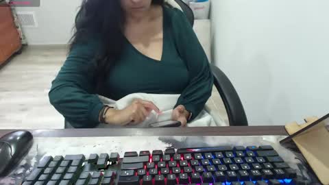 venus496613 online show from 05-26-26, 10:50