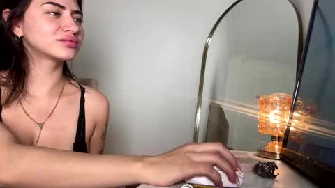 venus_art11 online show from 04-24-26, 08:33