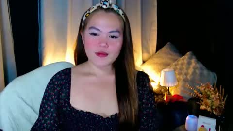 Snapshot of venus_colly chatting on 11-12-25, 03:34 I am Colly Your mystery girl online show from 11-12-25, 03:34